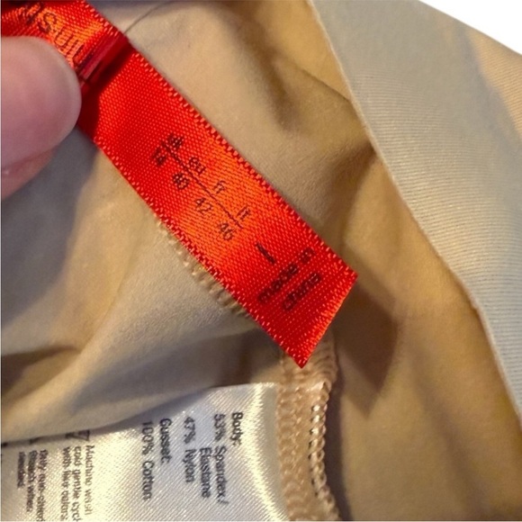 Spanx Shapewear Shorts | High Waist Thinstincts | Size L - Picture 5 of 8